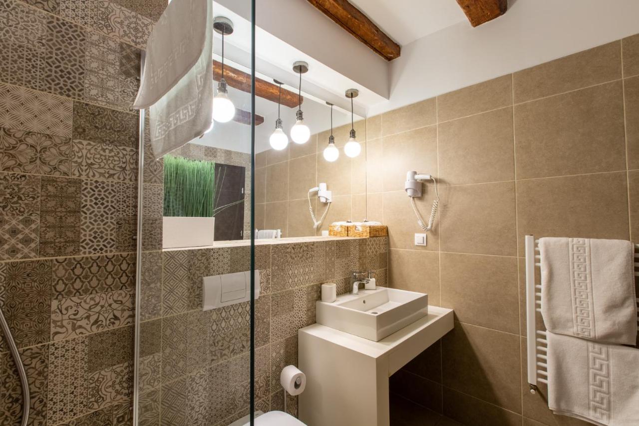 Vendi Grand Square Residence Nagyszeben Kültér fotó