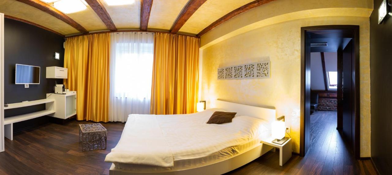 Vendi Grand Square Residence Nagyszeben Kültér fotó