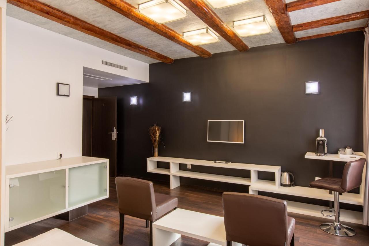 Vendi Grand Square Residence Nagyszeben Kültér fotó
