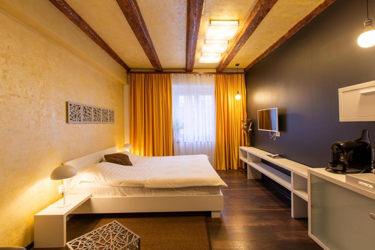 Vendi Grand Square Residence Nagyszeben Kültér fotó